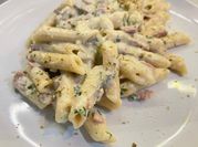 Gambar penne mushroom carbonara