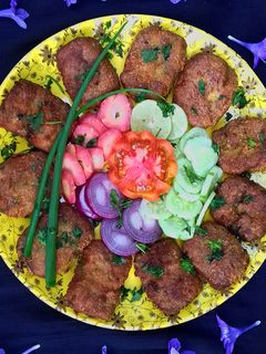 পেঁয়াজ শাকের কাটলেট (peyaj shaker cutlet recipe in Bengali) রেসিপির প্রধান ছবি