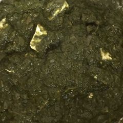 A picture of Palak Paneer.
