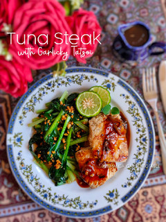 Foto resep Tuna Steak with Garlicky Tatsoi