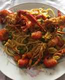 Tallarines al picante de camarones