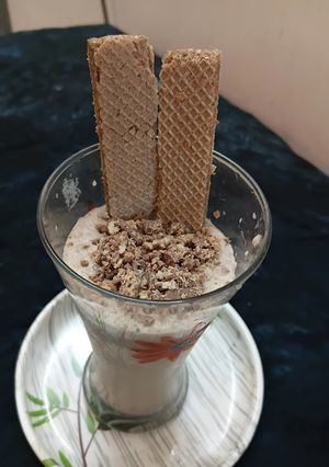 A picture of Kitkat Cold Coffee.