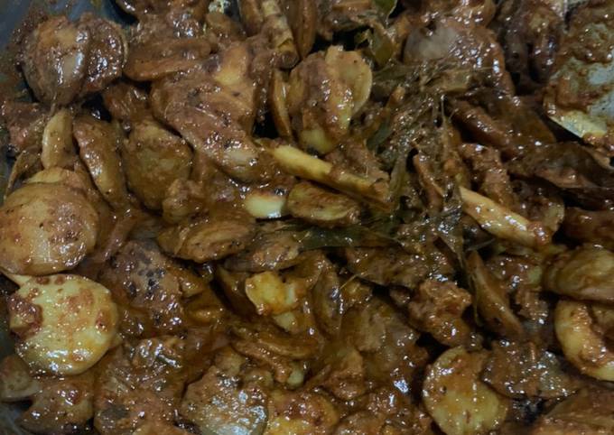 Rendang jengkol