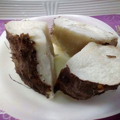 A picture of Boiled yam.