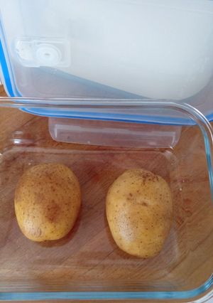 Foto principal de Cocer patatas en el microondas