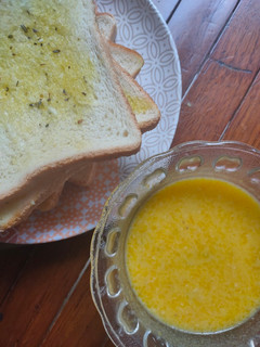 Foto resep Pumpkin Soup + garlic bread