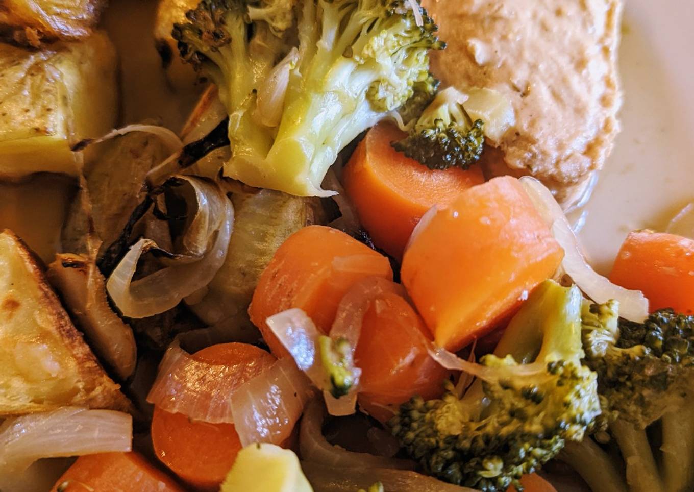 One-dish "roasted" veg in gravy