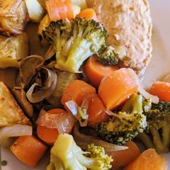 A picture of One-dish "roasted" veg in gravy.