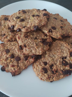 Una foto de Galletas de avena y plátano