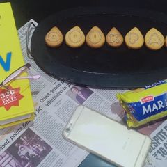 A picture of Marie biscuits cookies.