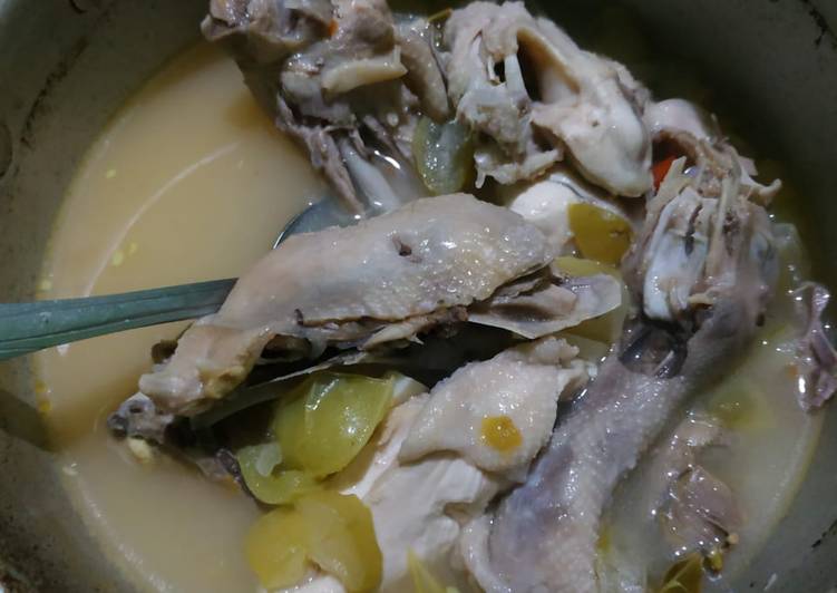 Garang asem ayam muda