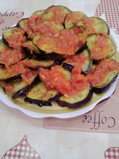 صورة لوصفة باذنجان بصوص الطماطم