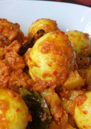 Foto resep Sambal goreng kentang dan telur mudah,enyakk ala anoy