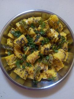 ખાંડવી/ પાટુડી રેસીપી મુખ્ય ફોટો