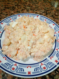 Una foto de Ensaladilla de marisco