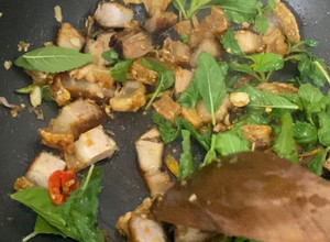 A picture of Stir-Fried Crispy Pork With Basil.