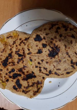 A picture of Aloo Paratha.