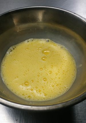 Foto resep Egg Wash (polesan telor untuk roti dan Chroissant)