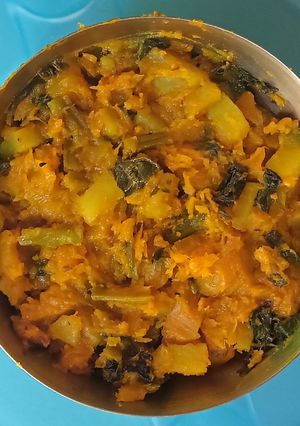 পুঁই দিয়ে কুমড়ো ঝাল (pui diye kumror jhal recipe in Bengali) রেসিপির প্রধান ছবি