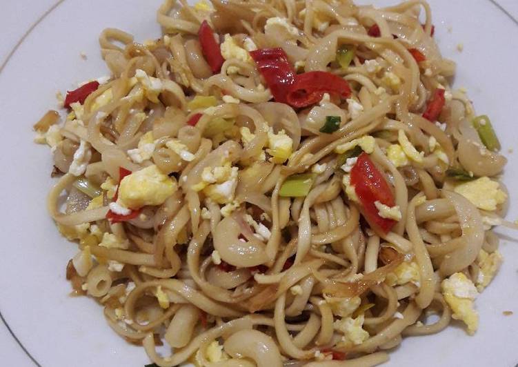 Mi goreng mix macaroni