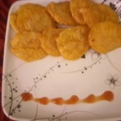 A picture of Potato pakoras.