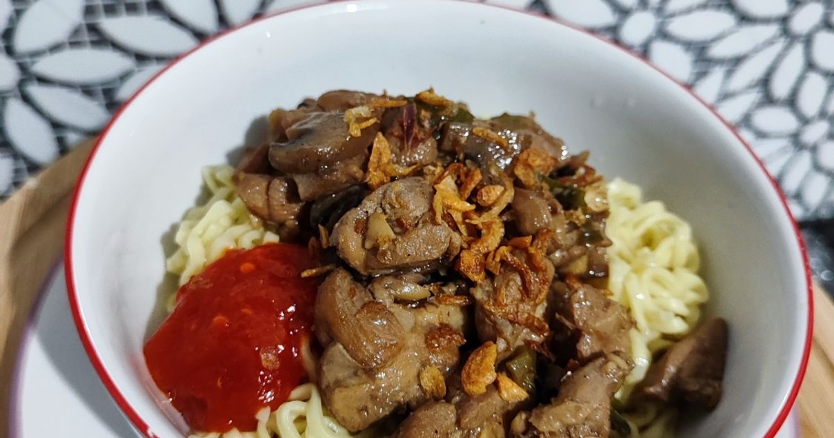 201. Ayam Jamur (Topping Mie Ayam)