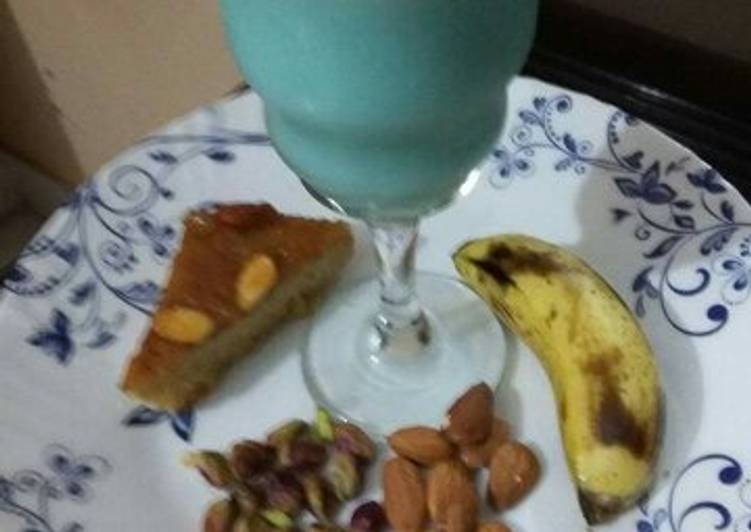 Recipe of Banana cake shake in 20 Minutes for Young Wife