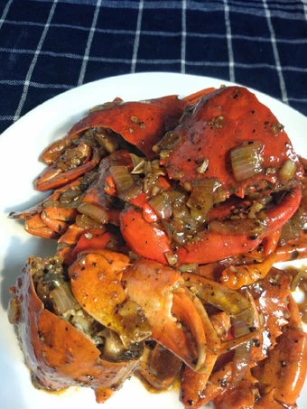Langkah Gampang Menyiapkan Resep Kepiting Lada Hitam pedas yang Uenak Anti Ribet, Lezat