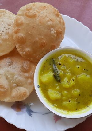 হিং এর কচুরি(hing er kochuri recipe in Bengali) রেসিপির প্রধান ছবি