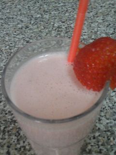 Una foto de Frappé de fresas 🍓