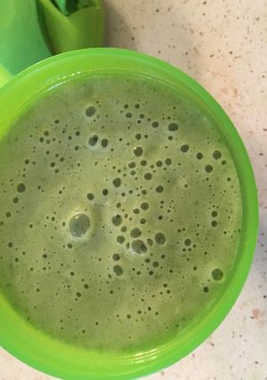 Avokádós-spenótos smoothie #2019 recept fotója