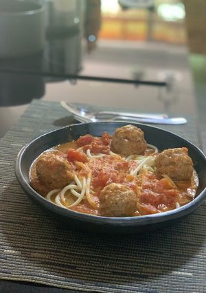 Una foto de Albóndigas Napolitanas con Pasta