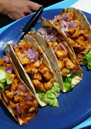 Una foto de Tacos de pollo 🌮