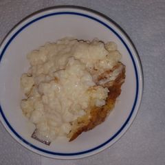 A picture of Creamy rice pudding.