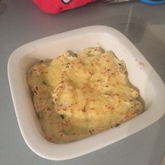 A picture of Easy cheesy mashed potato with spring onions.