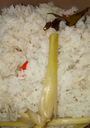 Foto resep Nasi Liwet Rice Cooker Enak + Praktis