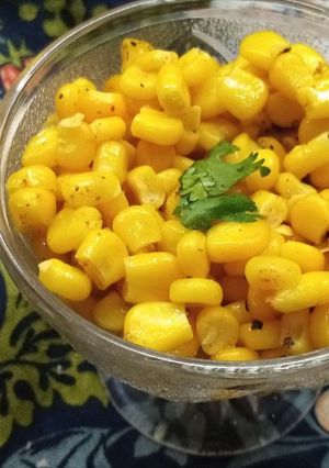 A picture of Spicy buttered sweet corn 🌽.