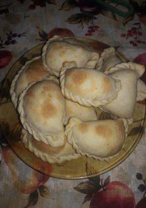 Una foto de Empanadas caseras de jamón y queso