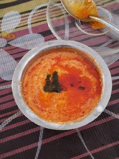 દહીં તિખારી (Dahi Tikhari Recipe In Gujarati) રેસીપી મુખ્ય ફોટો