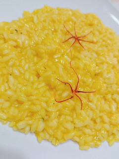 Foto di Risotto allo zafferano con pistilli