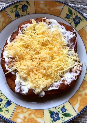 Lusta lángos recept fotója
