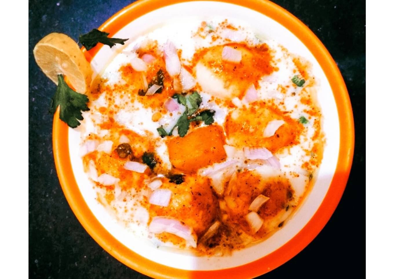 Aloo dum dahi bara