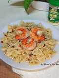 523. Bow Tie Aglio Olio Udang