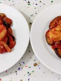 Una foto de Gnocchis y tortellinis con pisto, especial veganos y vegetarianos