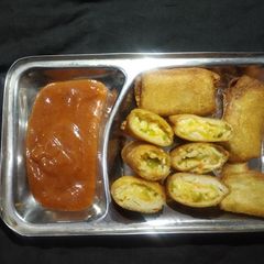 A picture of Noodles Spring Roll.