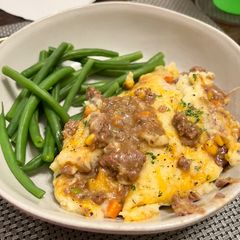 A picture of Cheesy Shepherd's Pie.