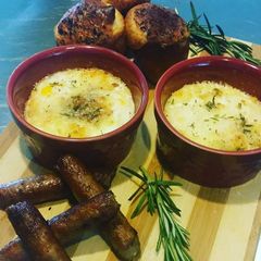 Baked Parmesan Eggs 😚 A picture of Baked Parmesan Eggs 😚.