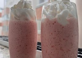 Licuado de banana y frutilla 💗