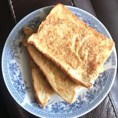 A picture of Cinnamon French Toast.