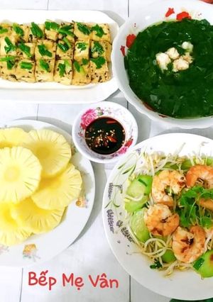 Hình của món Mâm cơm gia đình thời Covid 19.